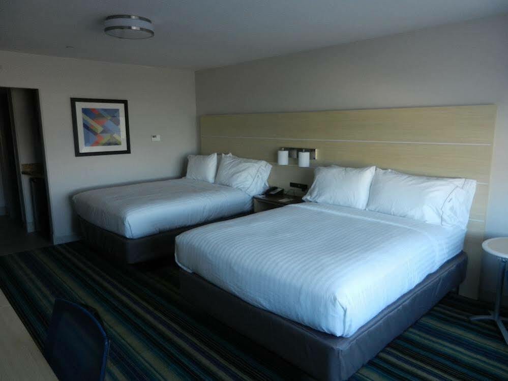 Holiday Inn Express & Suites Phoenix West - Buckeye By Ihg Exterior foto